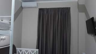 Хостелы 10 Fontana House Mykonos Одесса Четырехместный номер с балконом-20