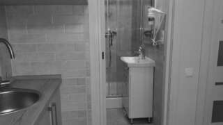 Хостелы 10 Fontana House Mykonos Одесса Четырехместный номер с балконом-36